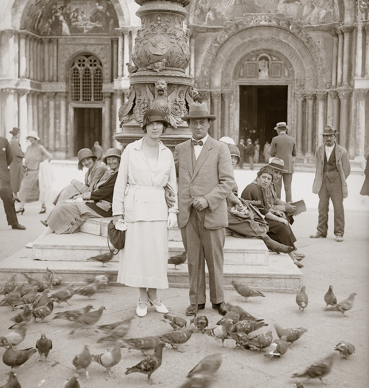 Gertrud und Arnold Schönberg, Venedig 1924